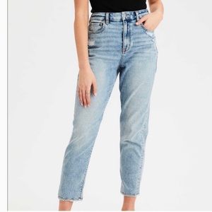 AE | Distressed Acid Wash Mom Jeans
